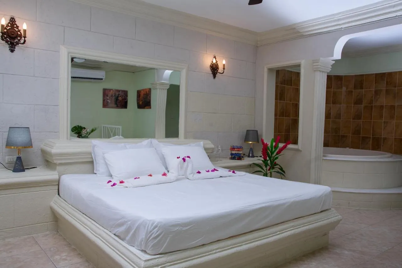 Aparthotel Castillo Real Punta Cana